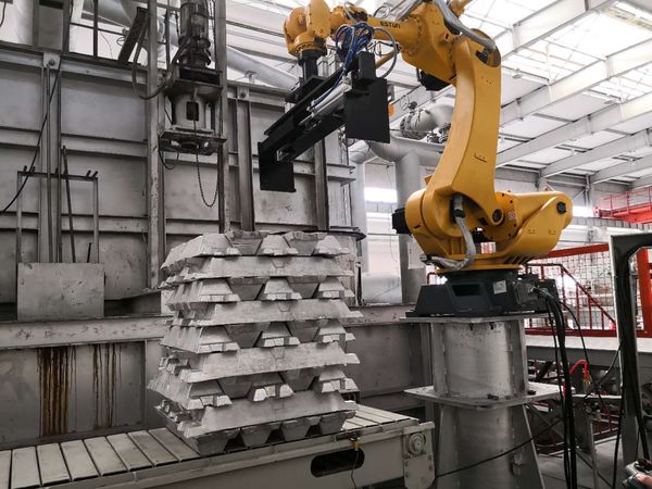 埃斯顿铝锭拆垛