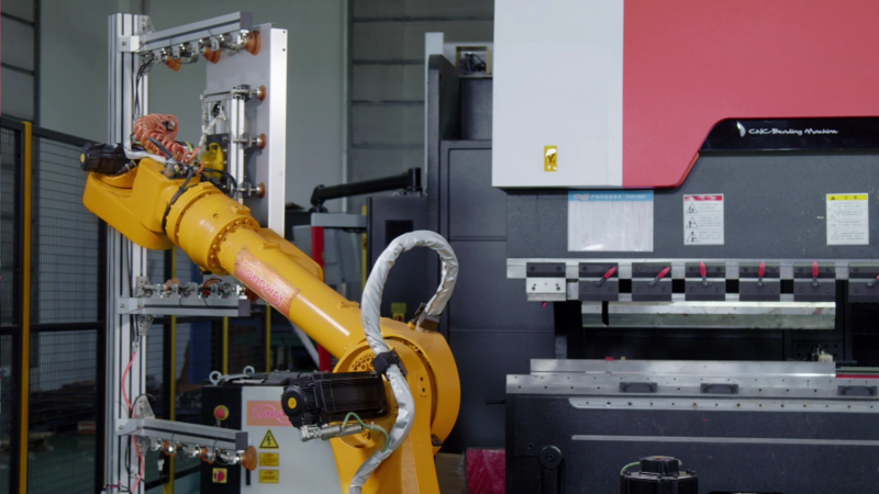 机器人折弯工作站